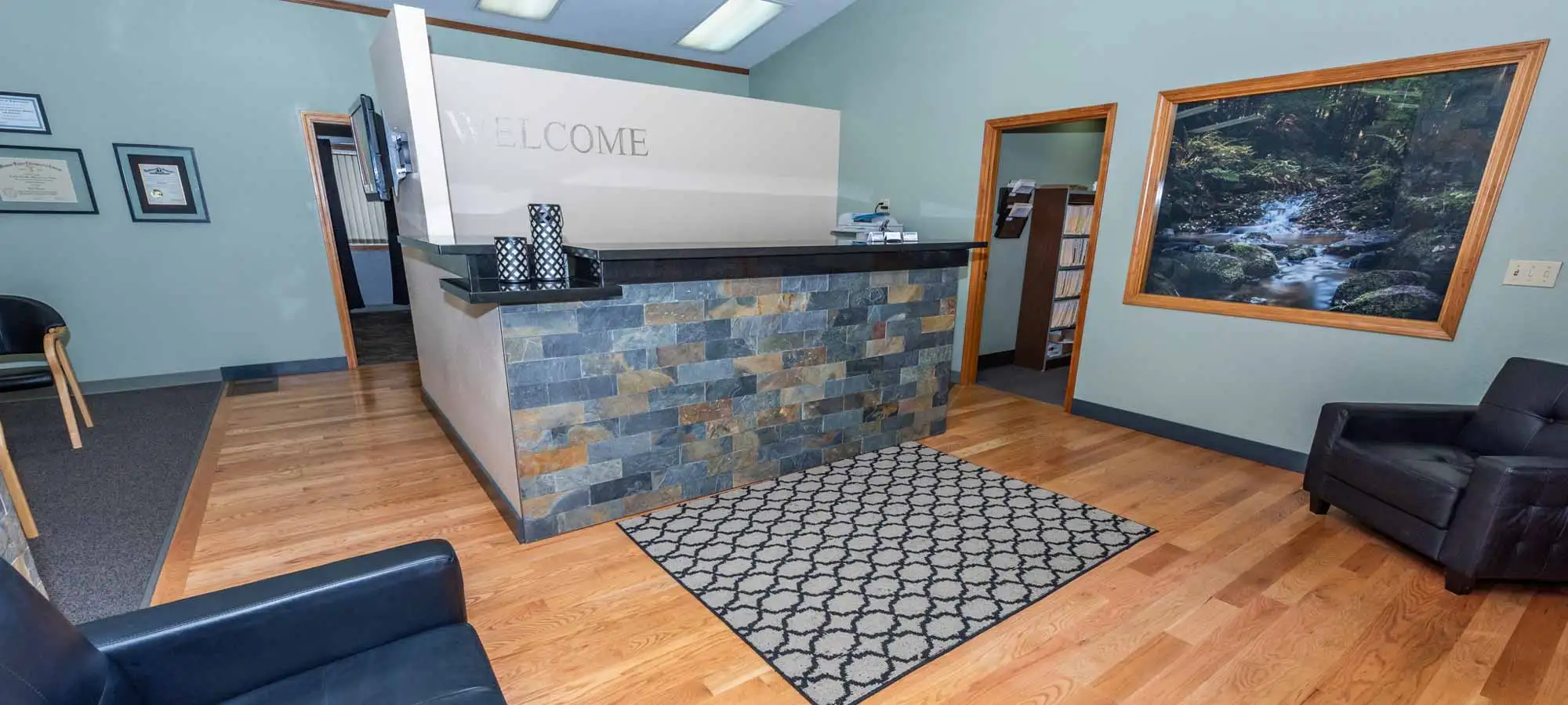 Chiropractic-Olympia-WA-Front-Desk-Home-Page